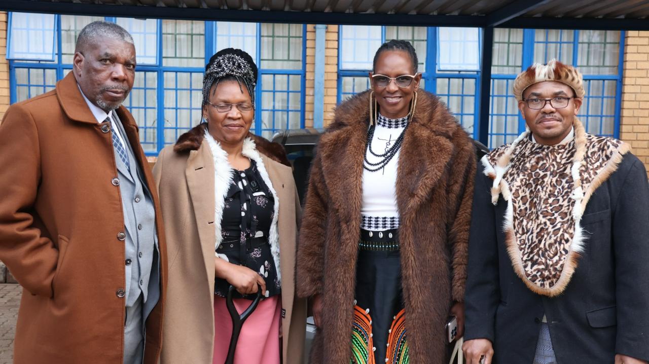 Inaugural Royal (10) Inaugural Royal (10)